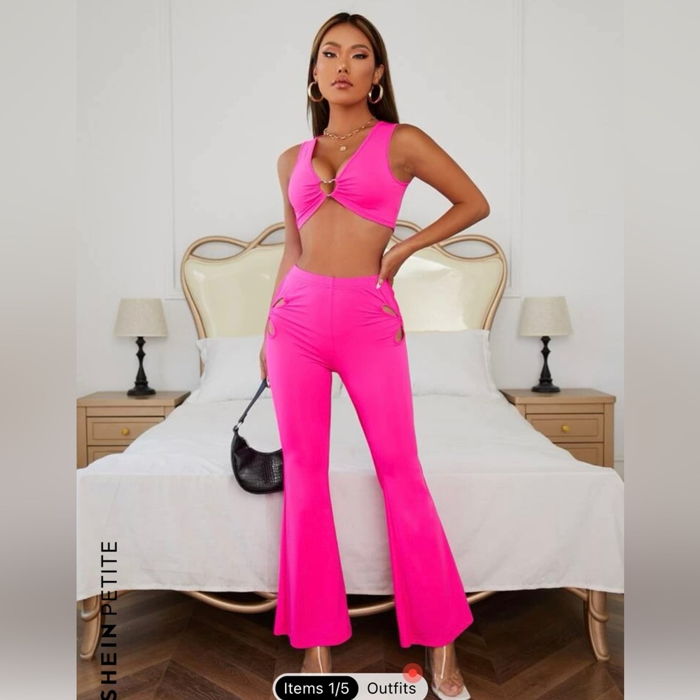 SHEIN PETITE Neon Pink Heart Ring Front Tank Top And Cutout Flare Leg Pants Set